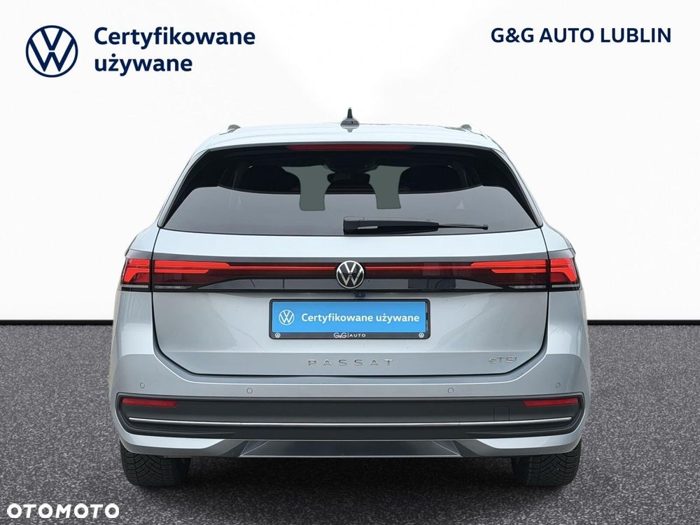 Volkswagen Passat - 7
