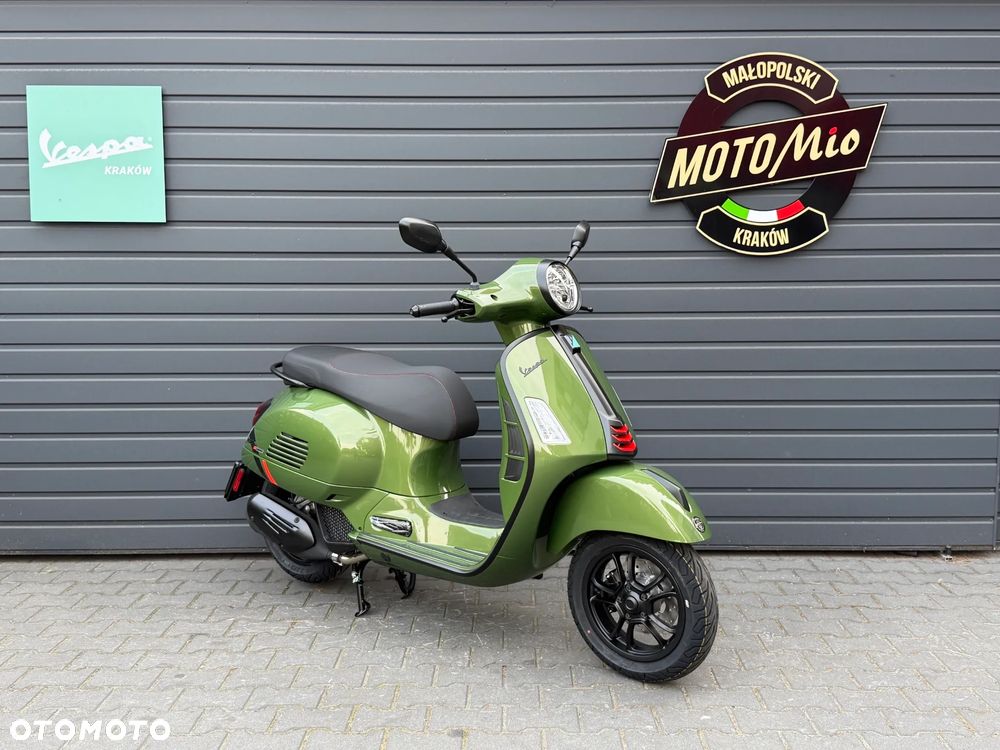 Vespa GTS - 8