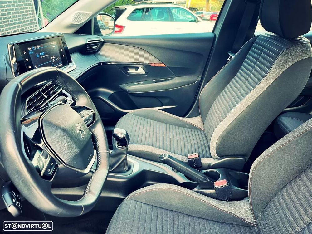 Peugeot 208 1.2 PureTech Active Pack - 13