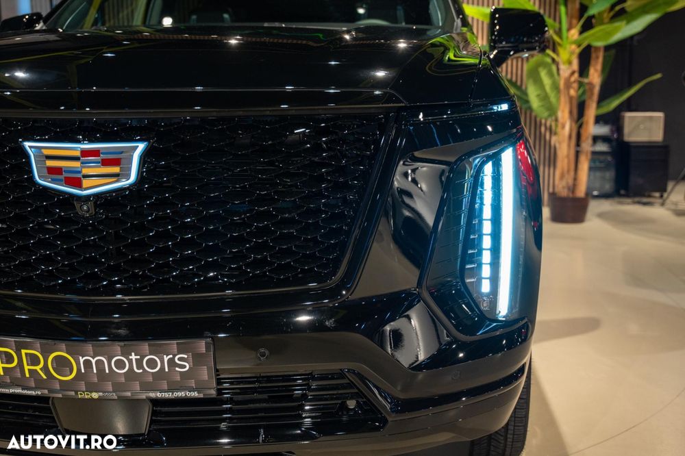 Cadillac Escalade - 5