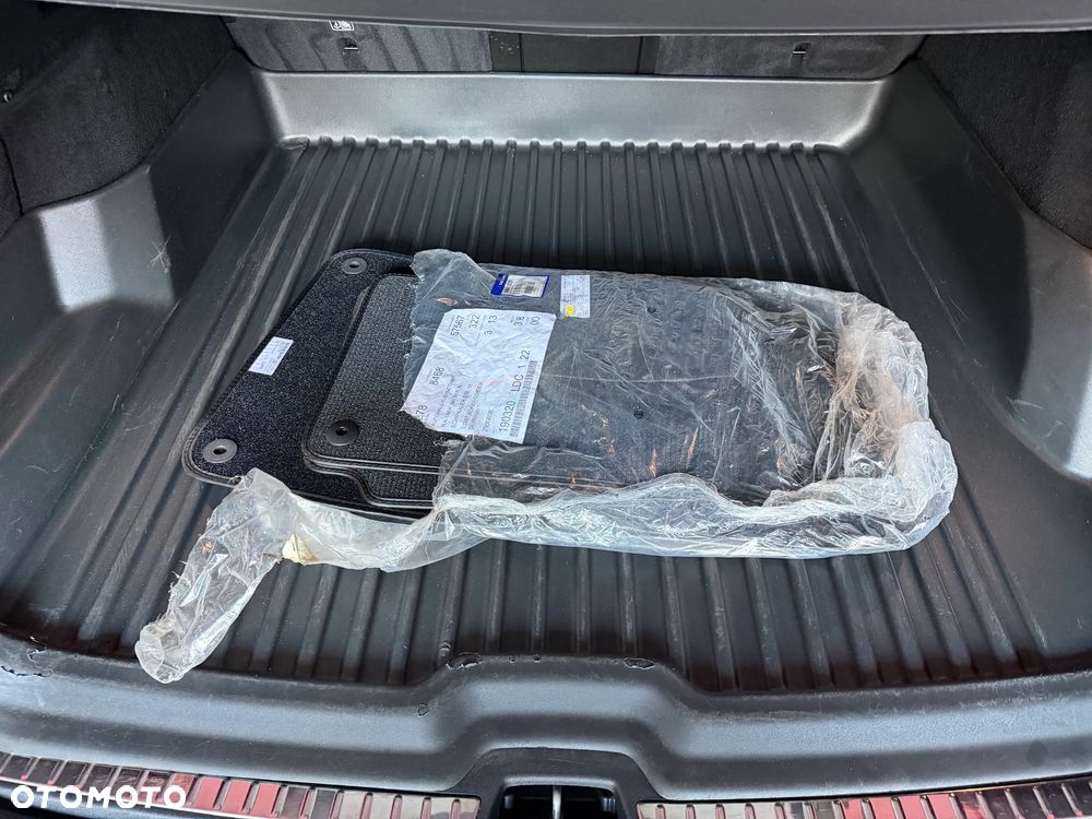 Volvo V90 Cross Country D5 AWD Geartronic - 36