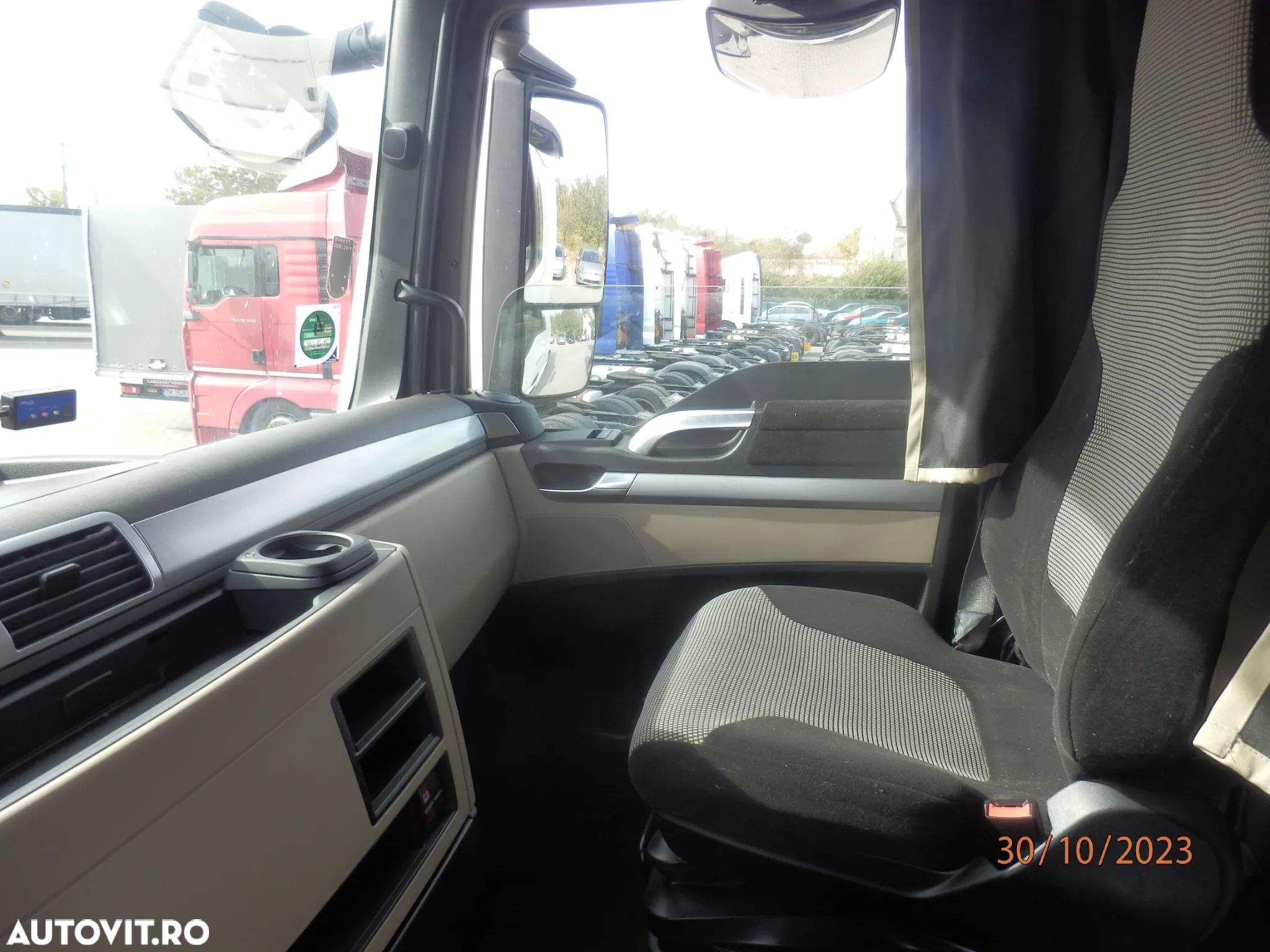 MAN TGX 18.460 MEGA Low Deck - 18