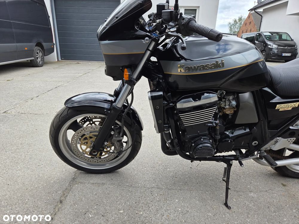 Kawasaki ZRX - 5