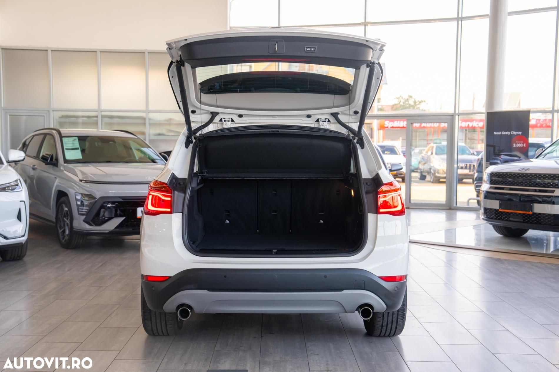 BMW X1 - 13