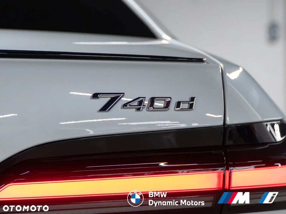 BMW Seria 7 740d xDrive - 13