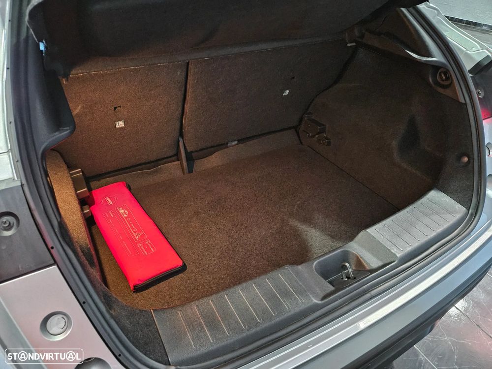 Nissan Juke 1.0 DIG-T N-Connecta NAV. DCT - 25