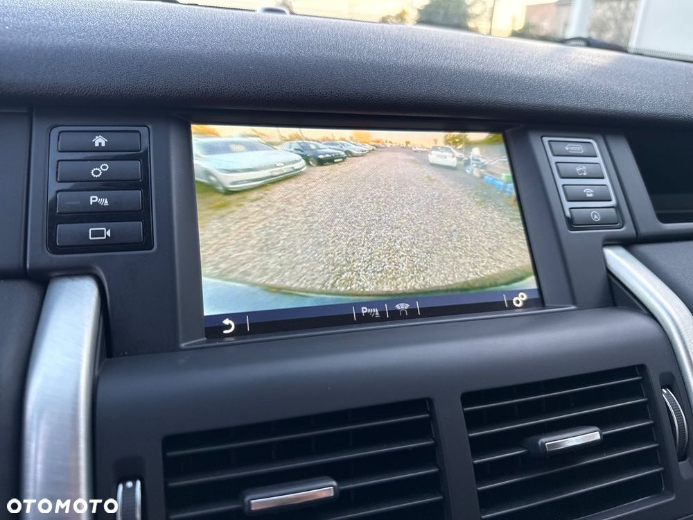 Land Rover Discovery Sport 2.0 D180 HSE - 28