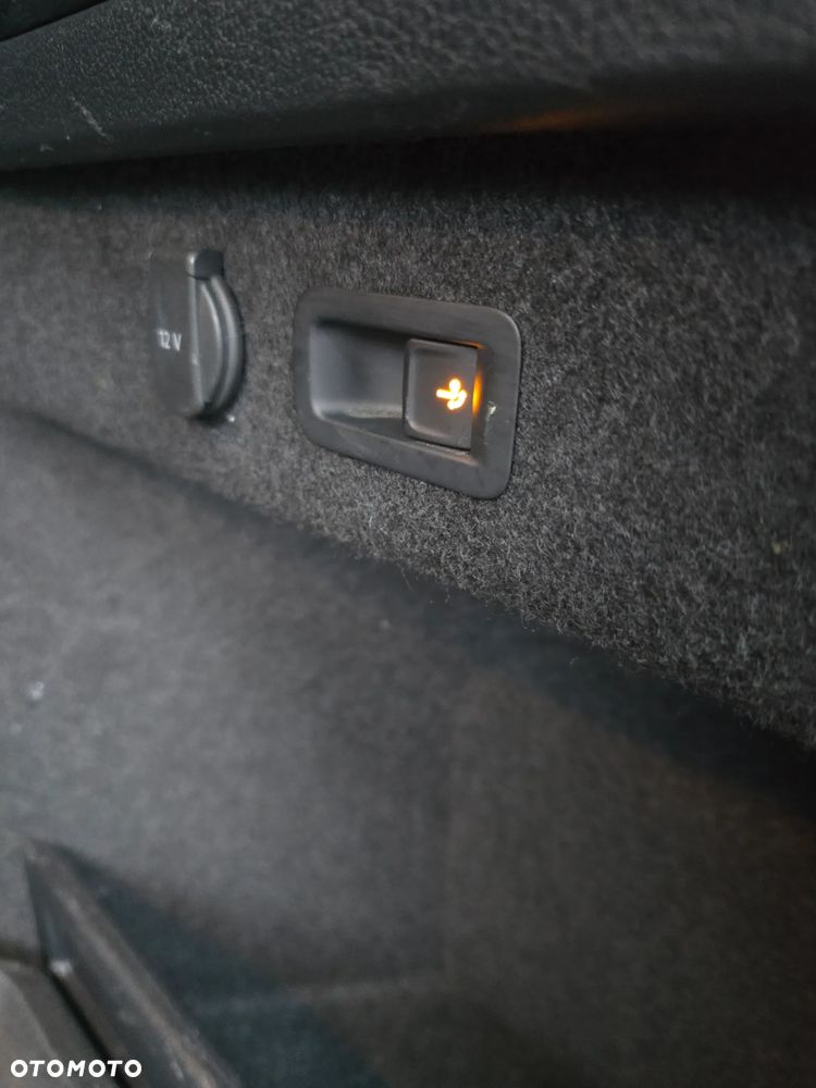 Volkswagen Passat 1.4 TSI DSG GTE - 33