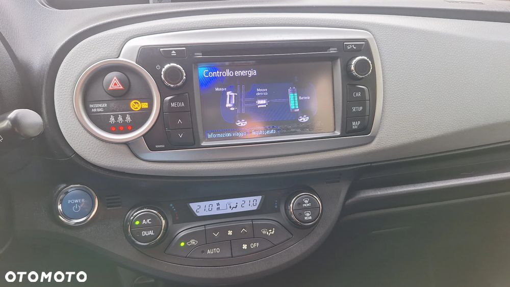 Toyota Yaris 1.5 VVT-i Style - 19