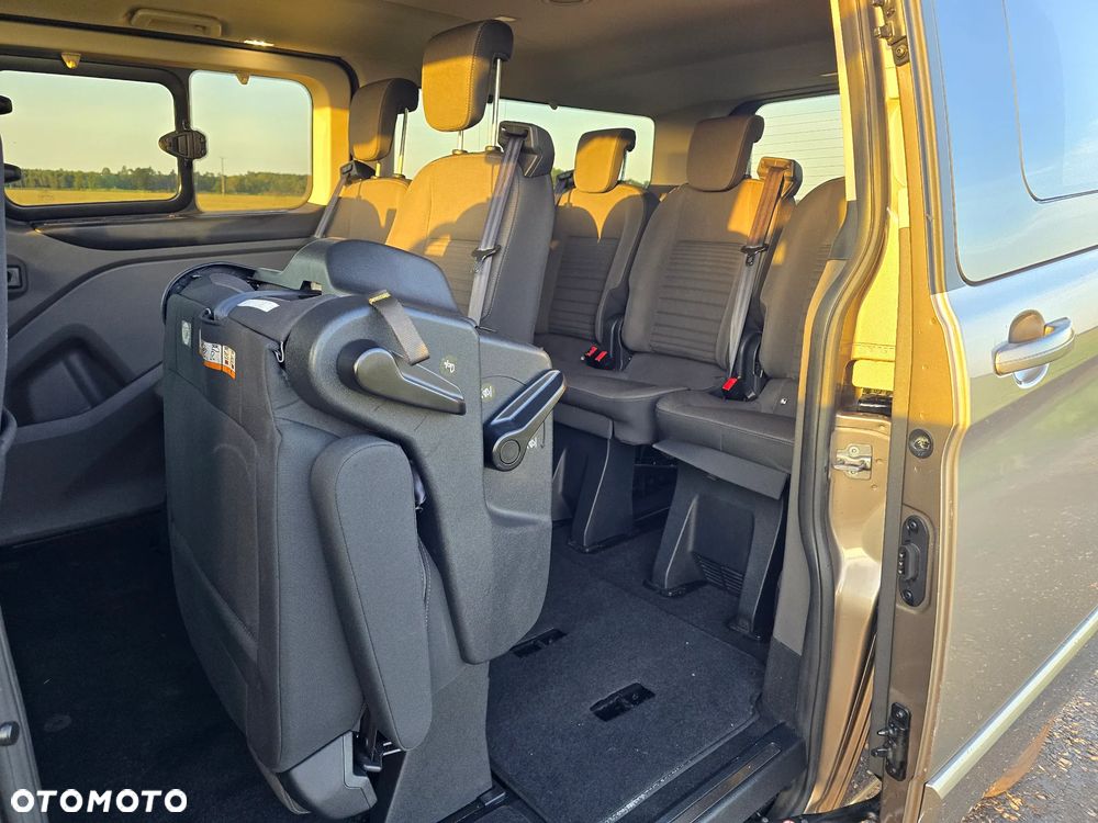 Ford Tourneo Custom 2.0 TDCi L2 Titanium SelectShift - 12