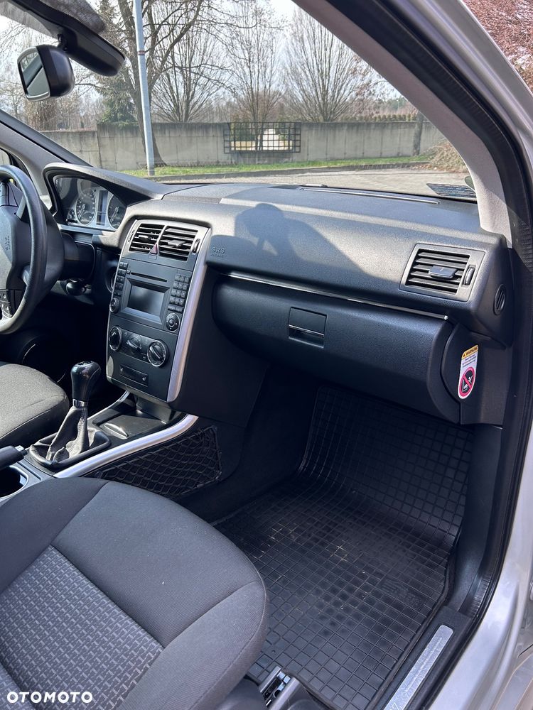 Mercedes-Benz Klasa B 180 CDI DPF - 15