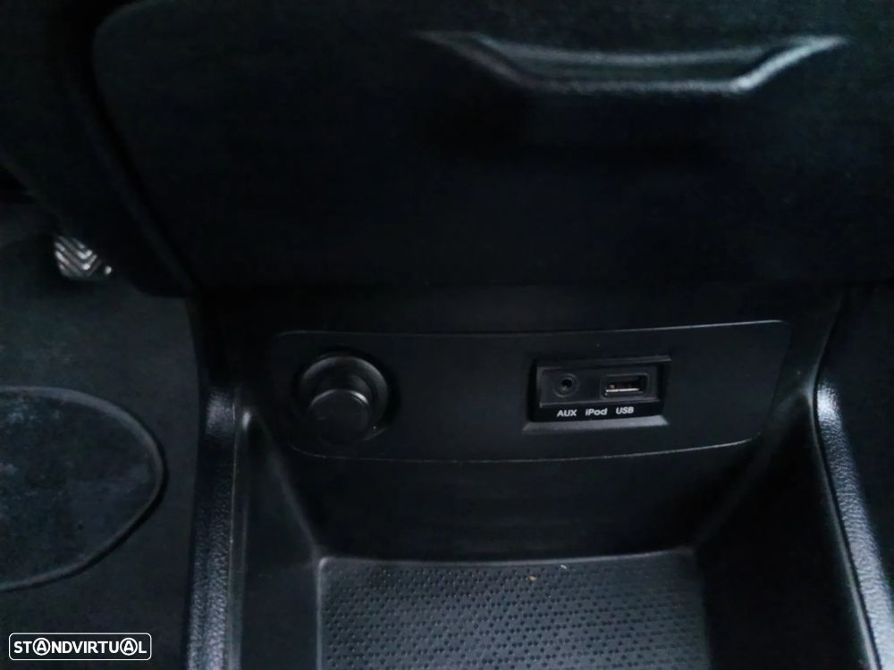 Hyundai i20 1.2 Comfort ESP - 16