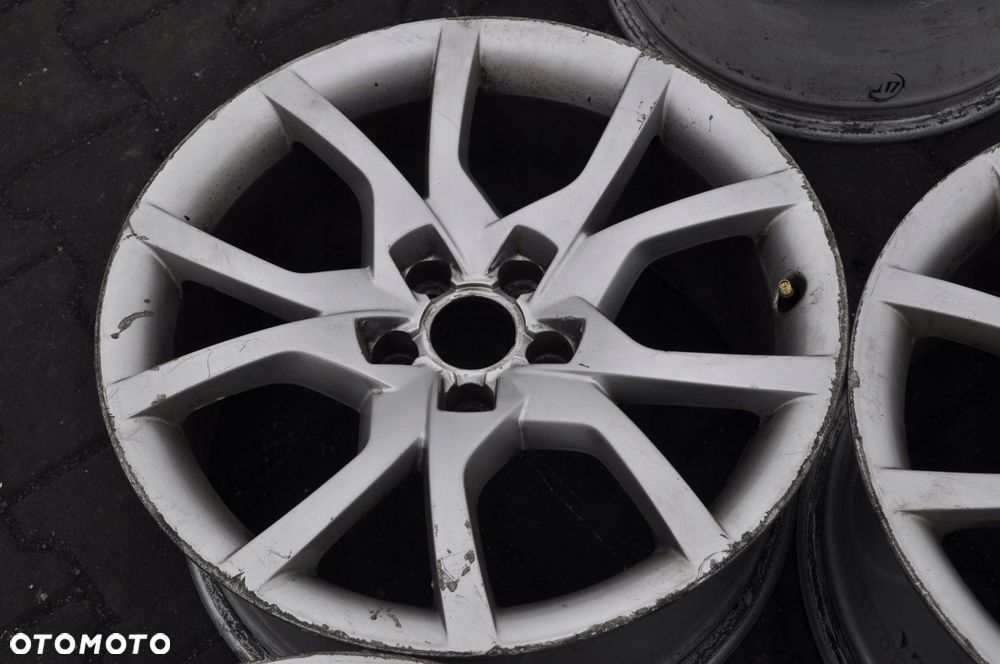 AUDI  FELGI ALUMINIOWE 18 8.5J ET29 5x112 - 5