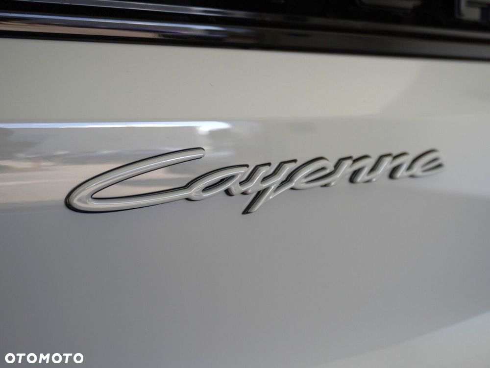 Porsche Cayenne E-Hybrid PHEV Black Edition - 11