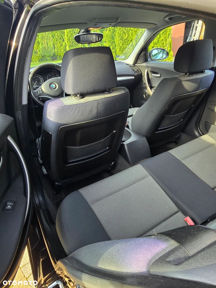 BMW Seria 1 120d - 12