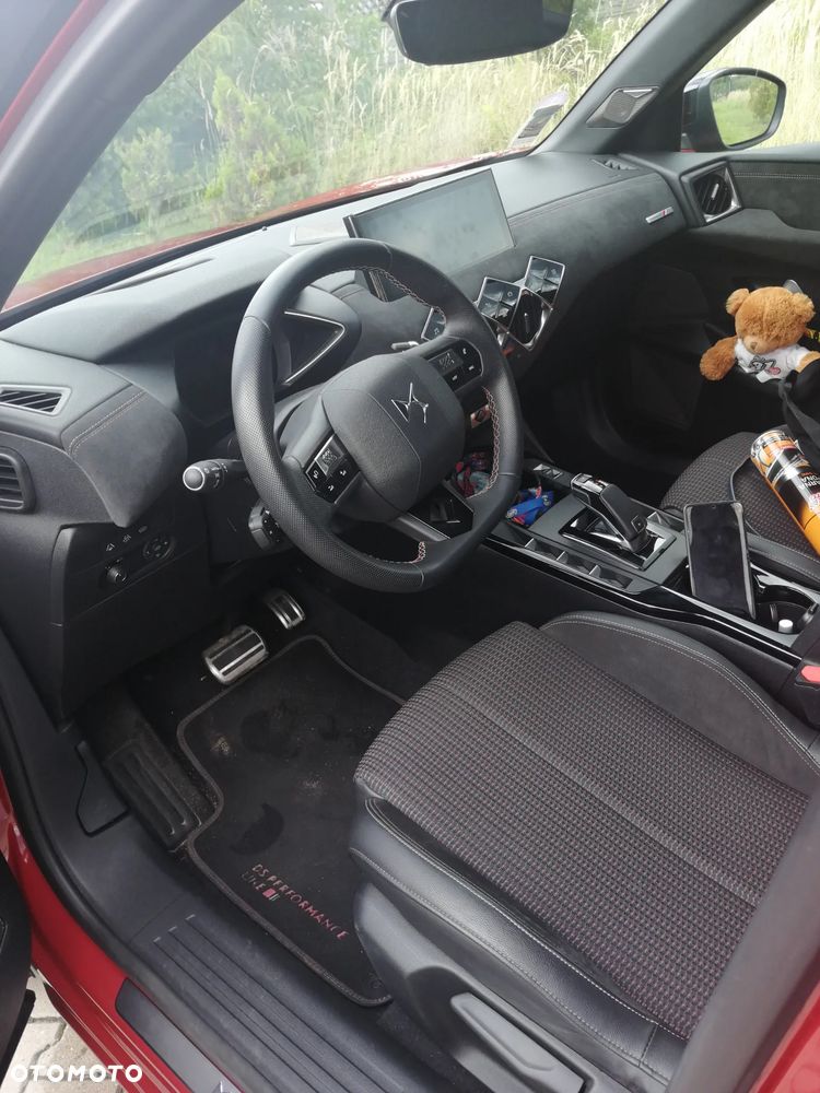 DS Automobiles DS 3 Crossback 1.2 PureTech Performance Line + - 8