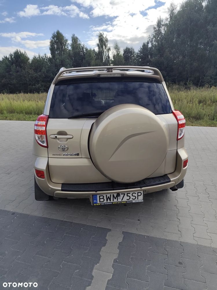 Toyota RAV4 2.0 VVT-i Prestige NAVI MS - 4