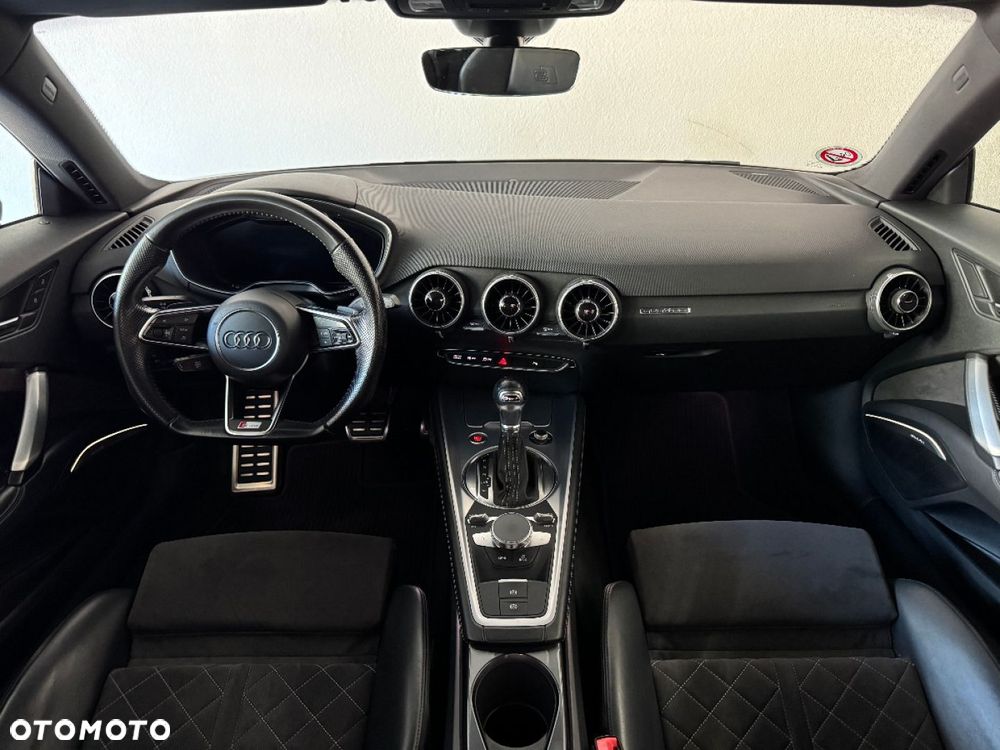 Audi TT Coupé - 6
