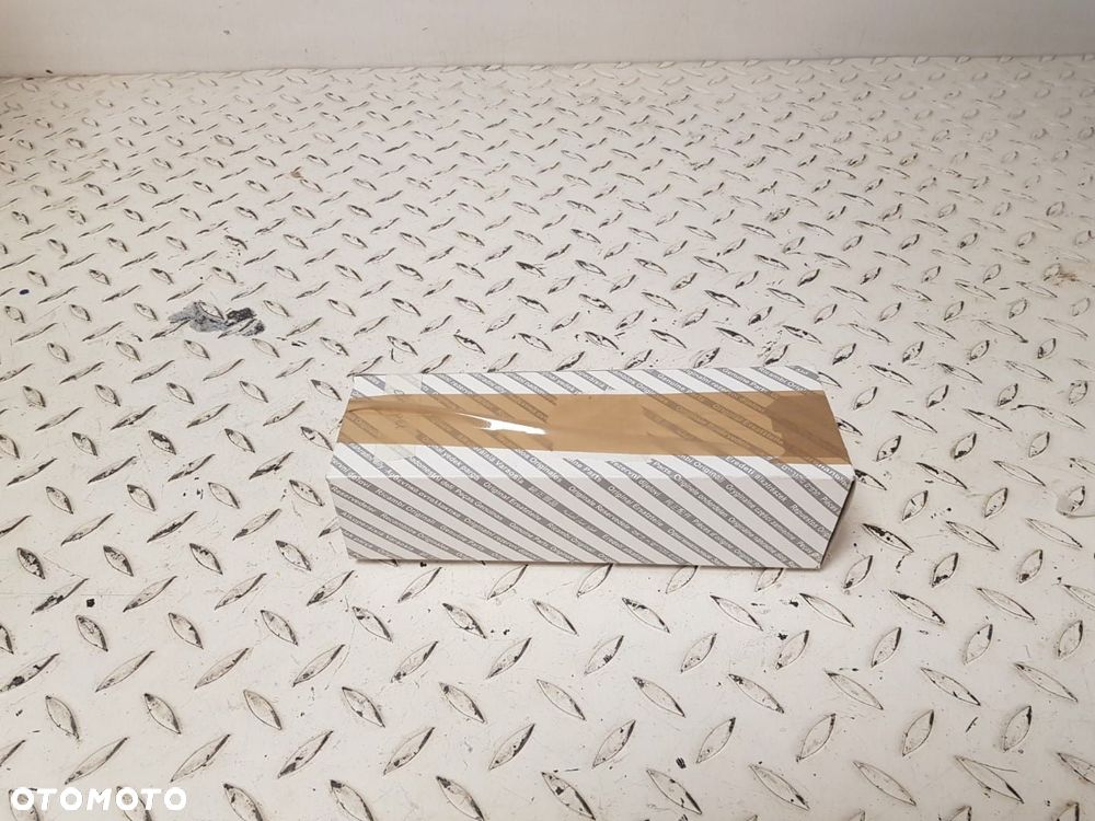 FABRYCZNIE NOWE ORYGINALNE LOGO EMBLEMAT PRZEDNI DODGE RAM 19-25 CZARNY MAT 68298470AA - 4