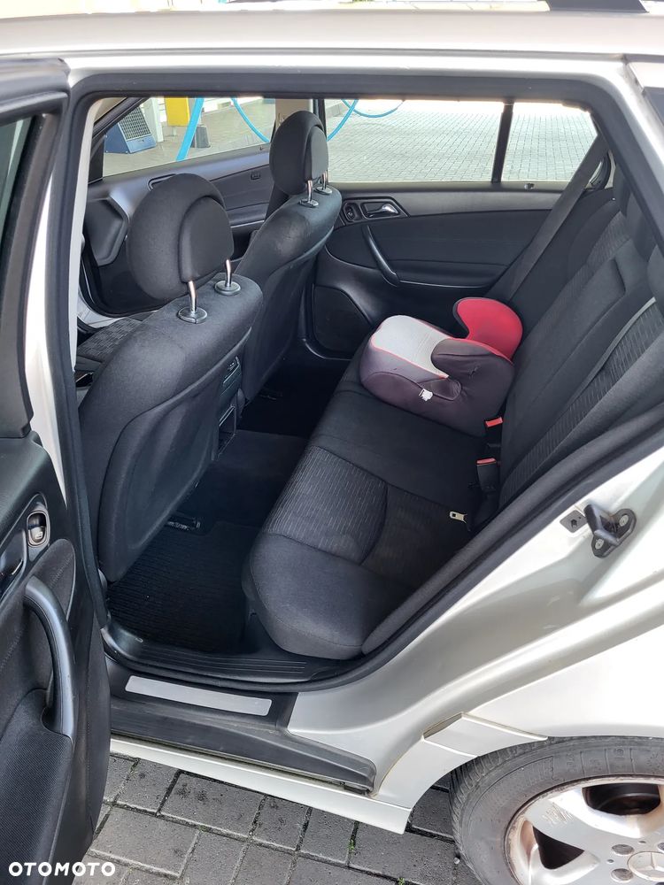 Mercedes-Benz Klasa C 200 Kompressor Automatik Classic - 7