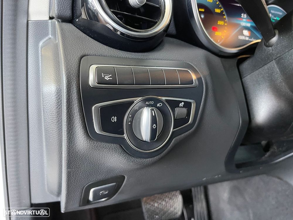 Mercedes-Benz C 300 de Avantgarde - 19