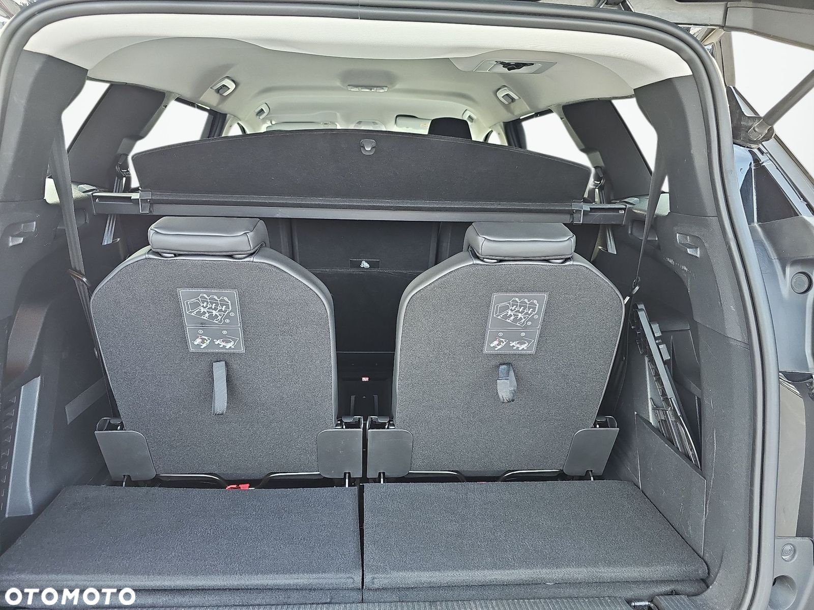 Peugeot 5008 2.0 BlueHDi Road Trip S&S EAT8 - 24