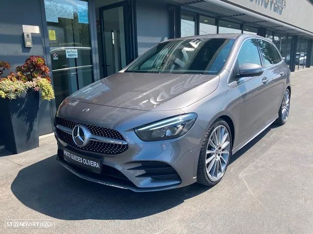 Mercedes-Benz B 180 - 1