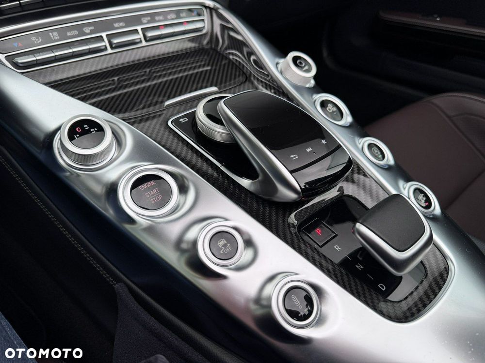 Mercedes-Benz AMG GT - 36