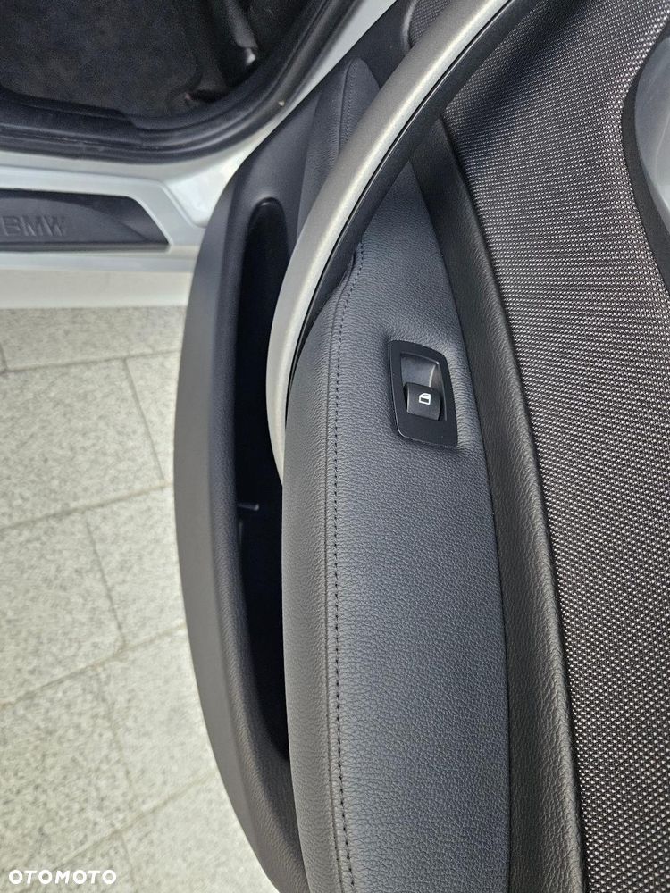 BMW Seria 1 - 15