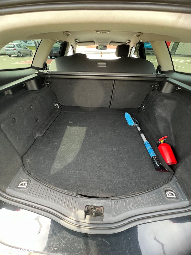 Ford Mondeo - 8