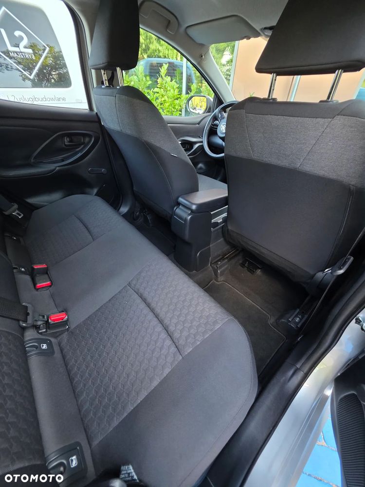 Toyota Yaris - 7