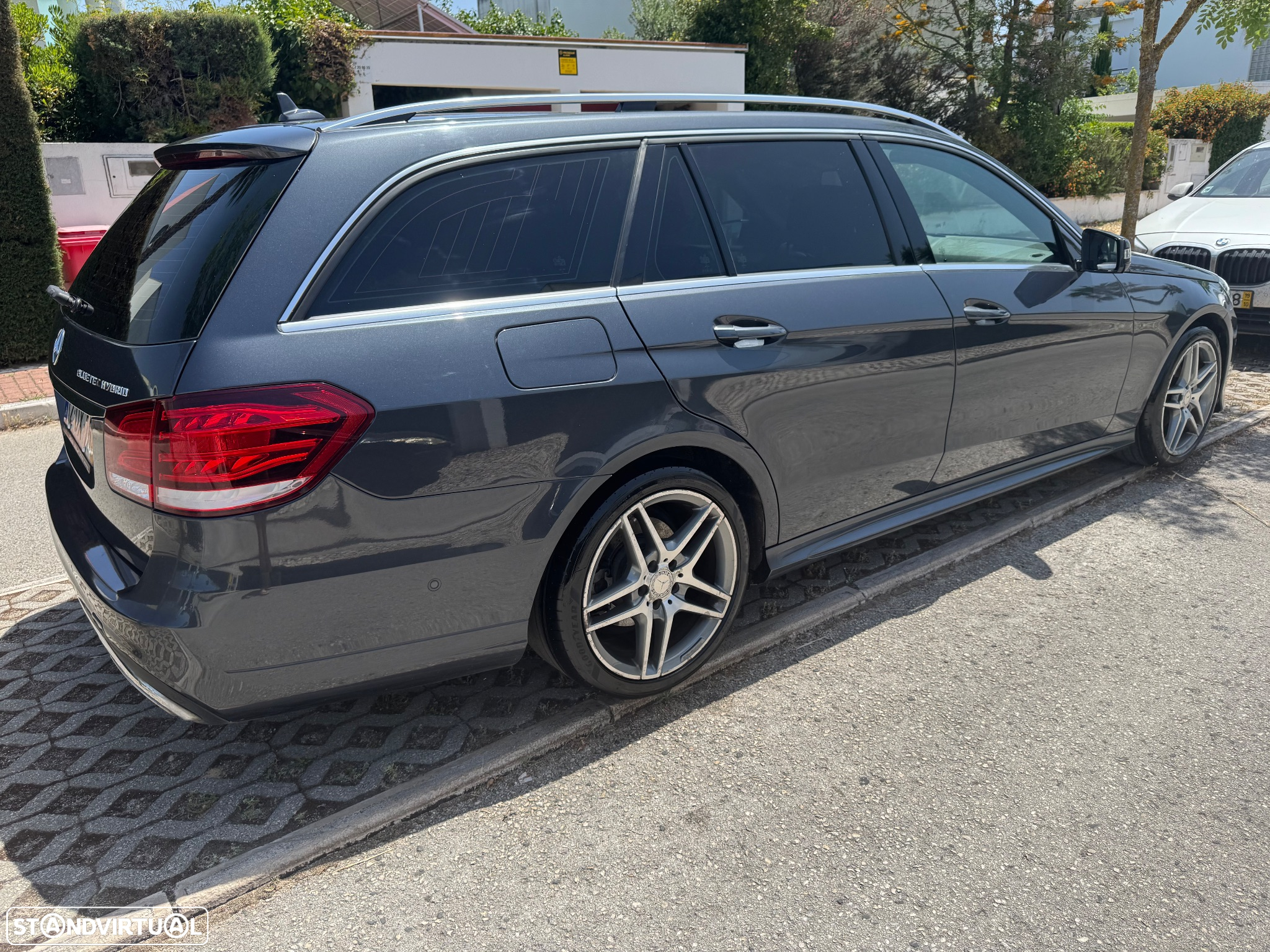 Mercedes-Benz E 300 Bluetec Hybrid Avantgarde - 2