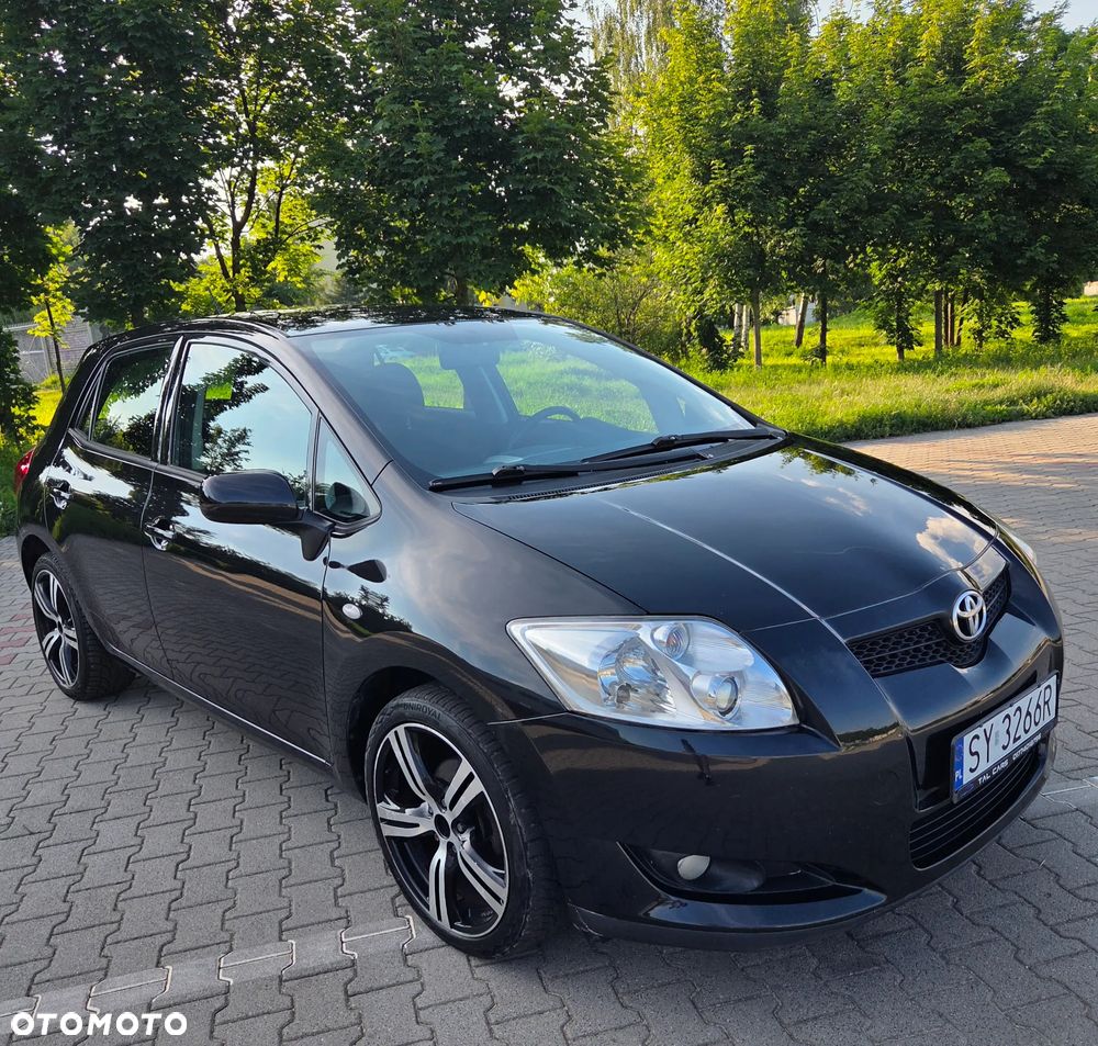 Toyota Auris 1.6 VVT-i Executive - 1
