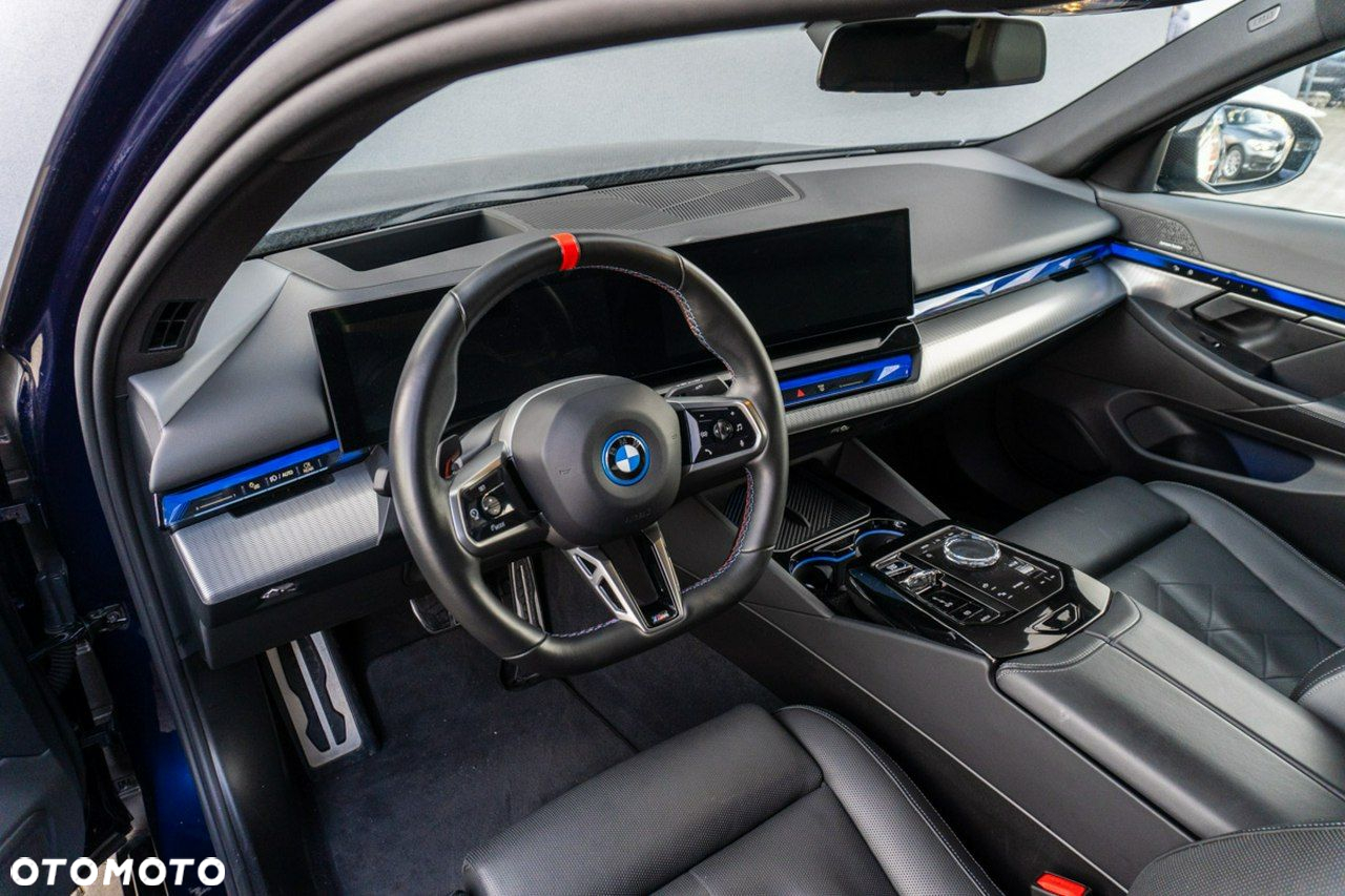 BMW i5 - 9