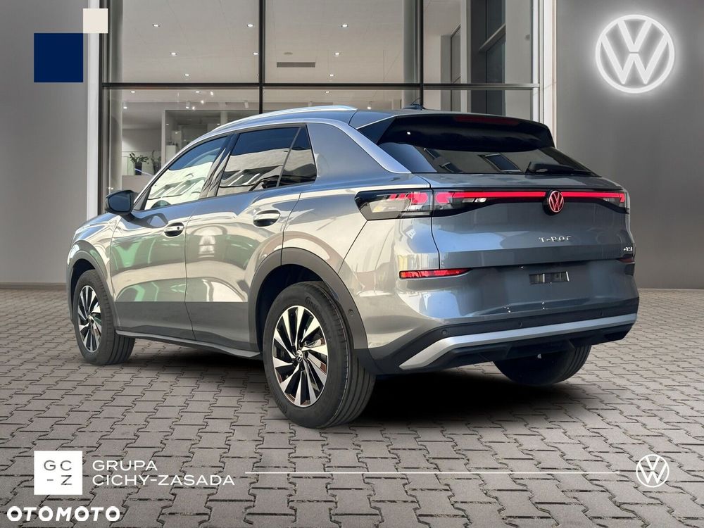 Volkswagen T-Roc - 4