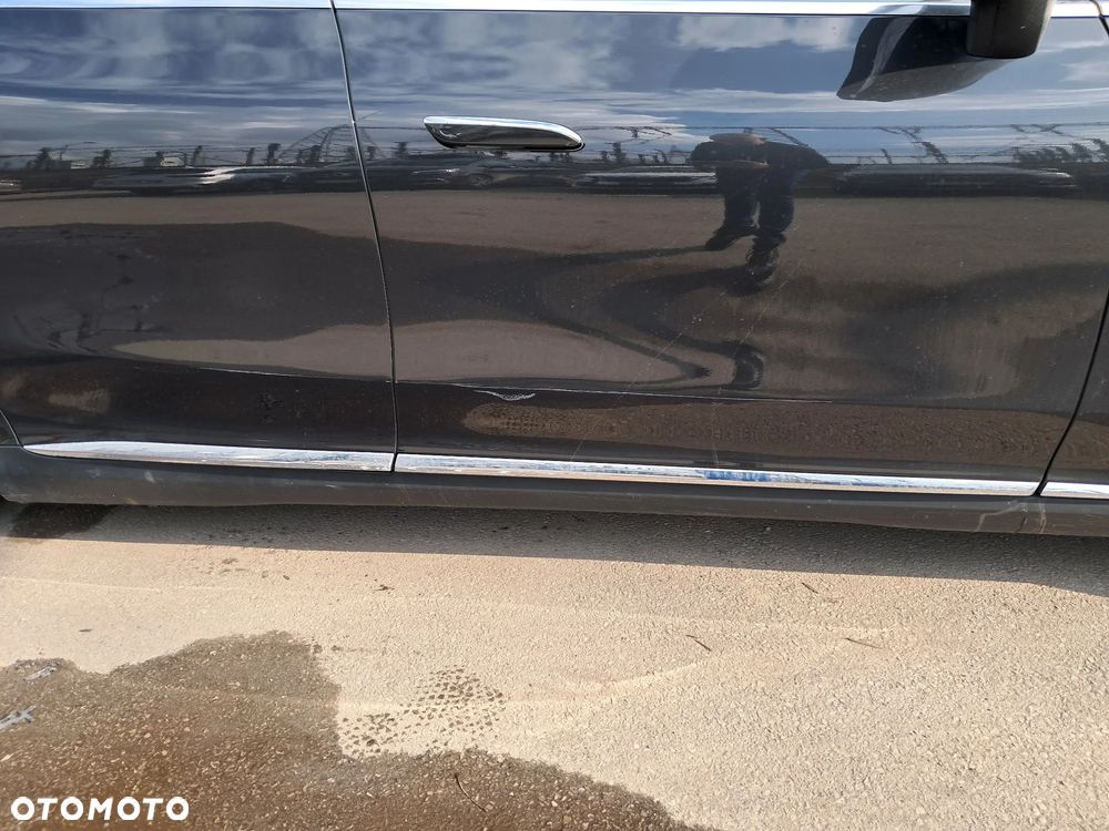 Mercedes-Benz EQE - 21