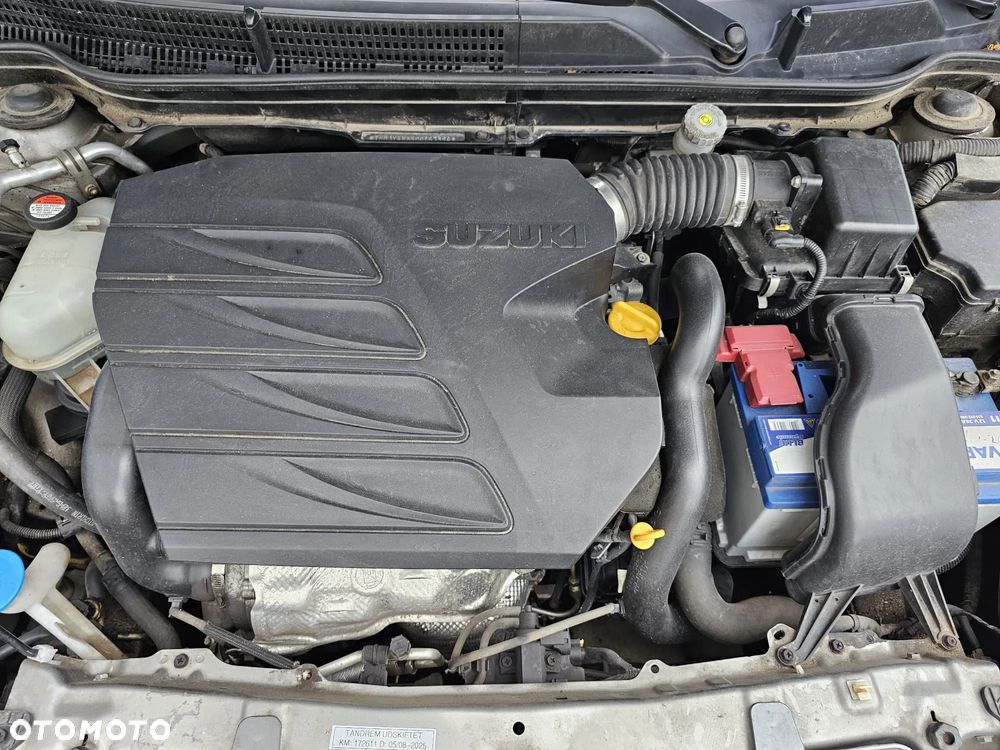 Suzuki SX4 S-Cross 1.6 DDiS Premium - 26