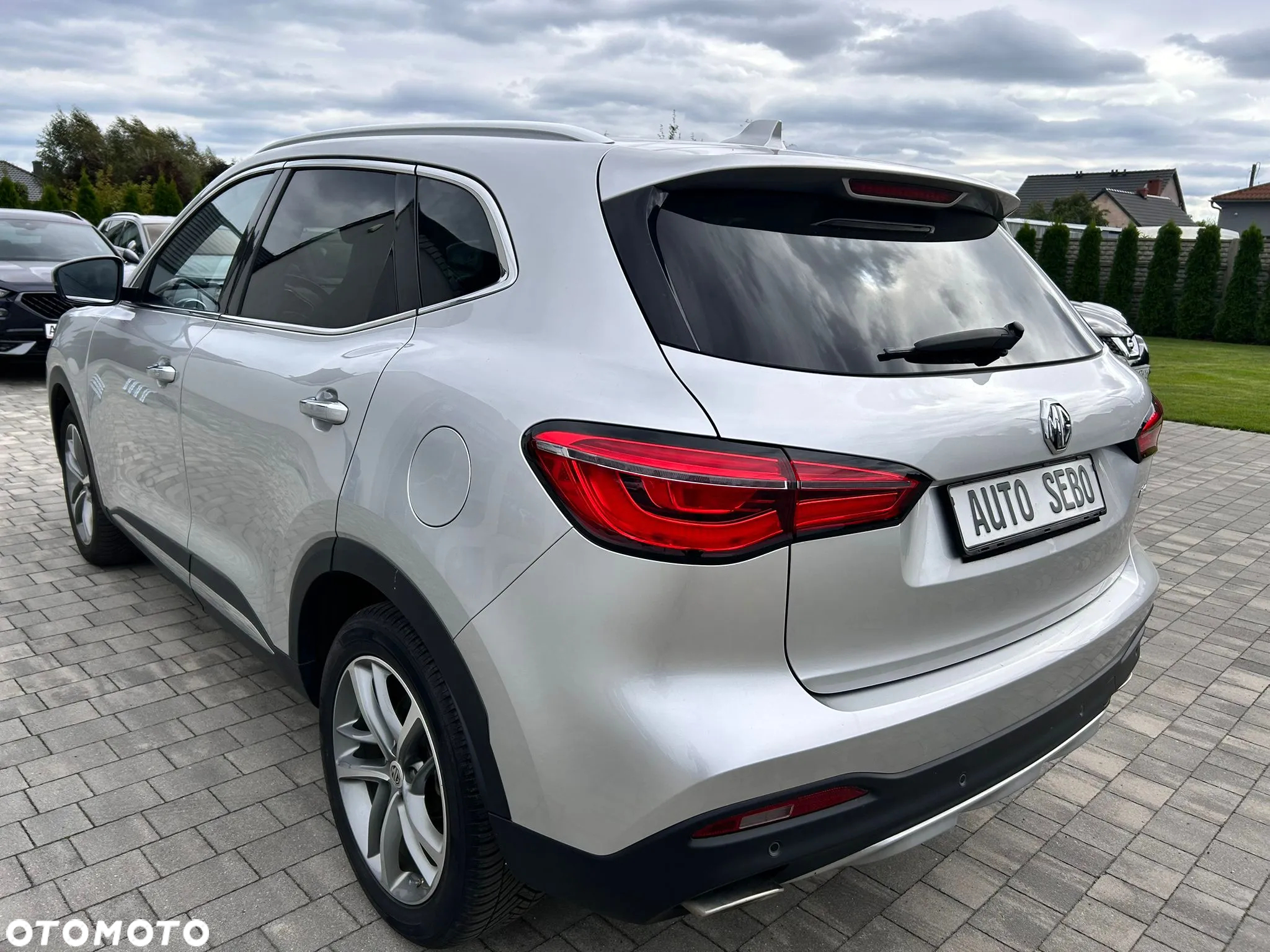 MG HS 1.5 T-GDI Exclusive - 16