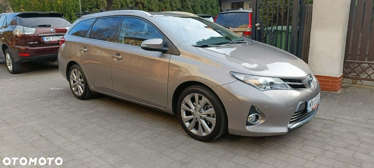 Toyota Auris - 11