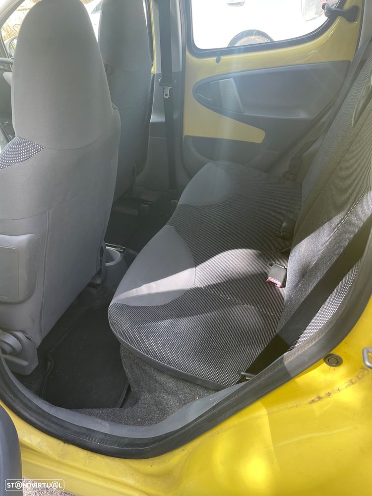 Peugeot 107 1.0 Urban - 4