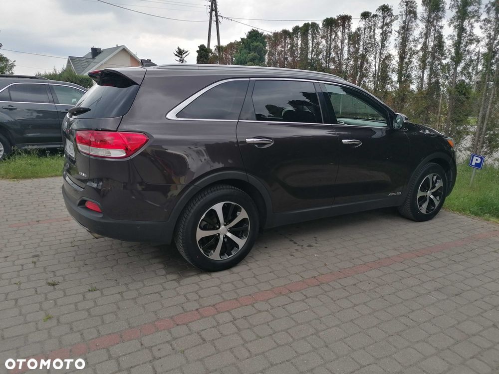 Kia Sorento - 4