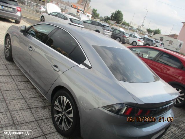 Peugeot 308 BlueHDi 130 EAT8 Allure Pack - 6