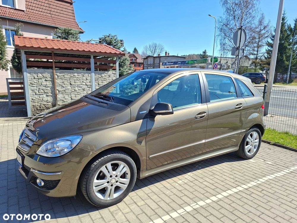 Mercedes-Benz Klasa B - 1
