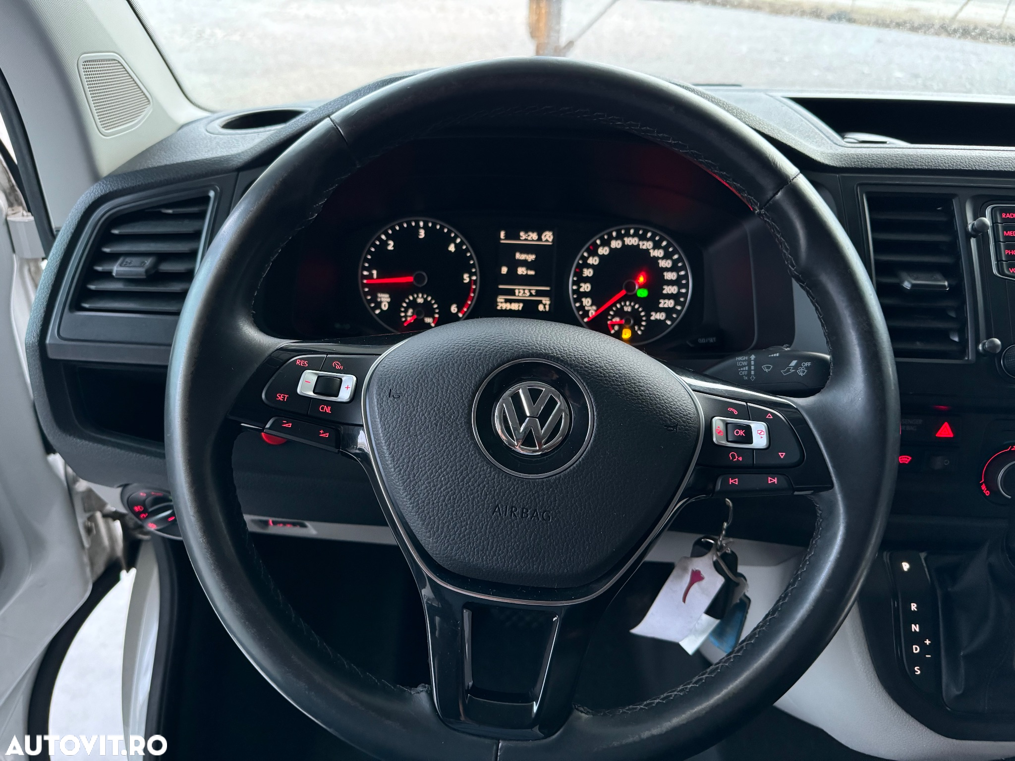 Volkswagen Transporter 4MOTION (4X4) DSG - 17