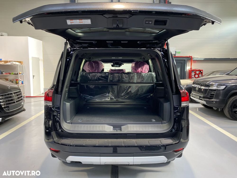 Toyota Land Cruiser 300 - 6