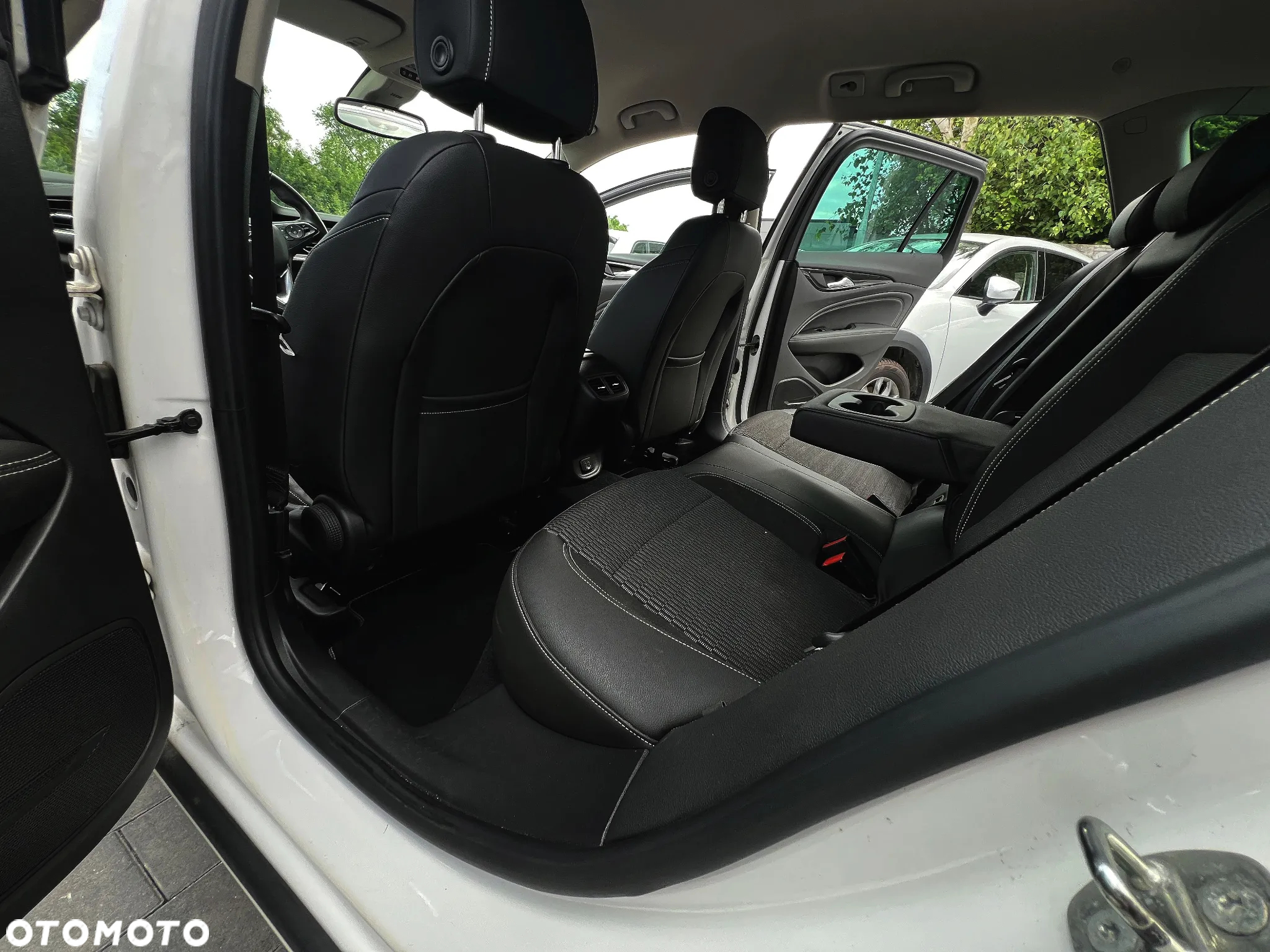Opel Insignia Grand Sport2.0 Direct InjTurbo 4x4 Dynamic - 22