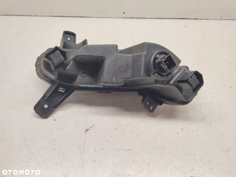 hyundai i30 3 17- led drl halogen prawy 92208g4210 - 7