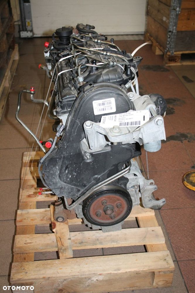 VOLVO V70 S80 XC70 V60 S60 XC60 2.4 D4 / D5 SILNIK D5244T12 - 2