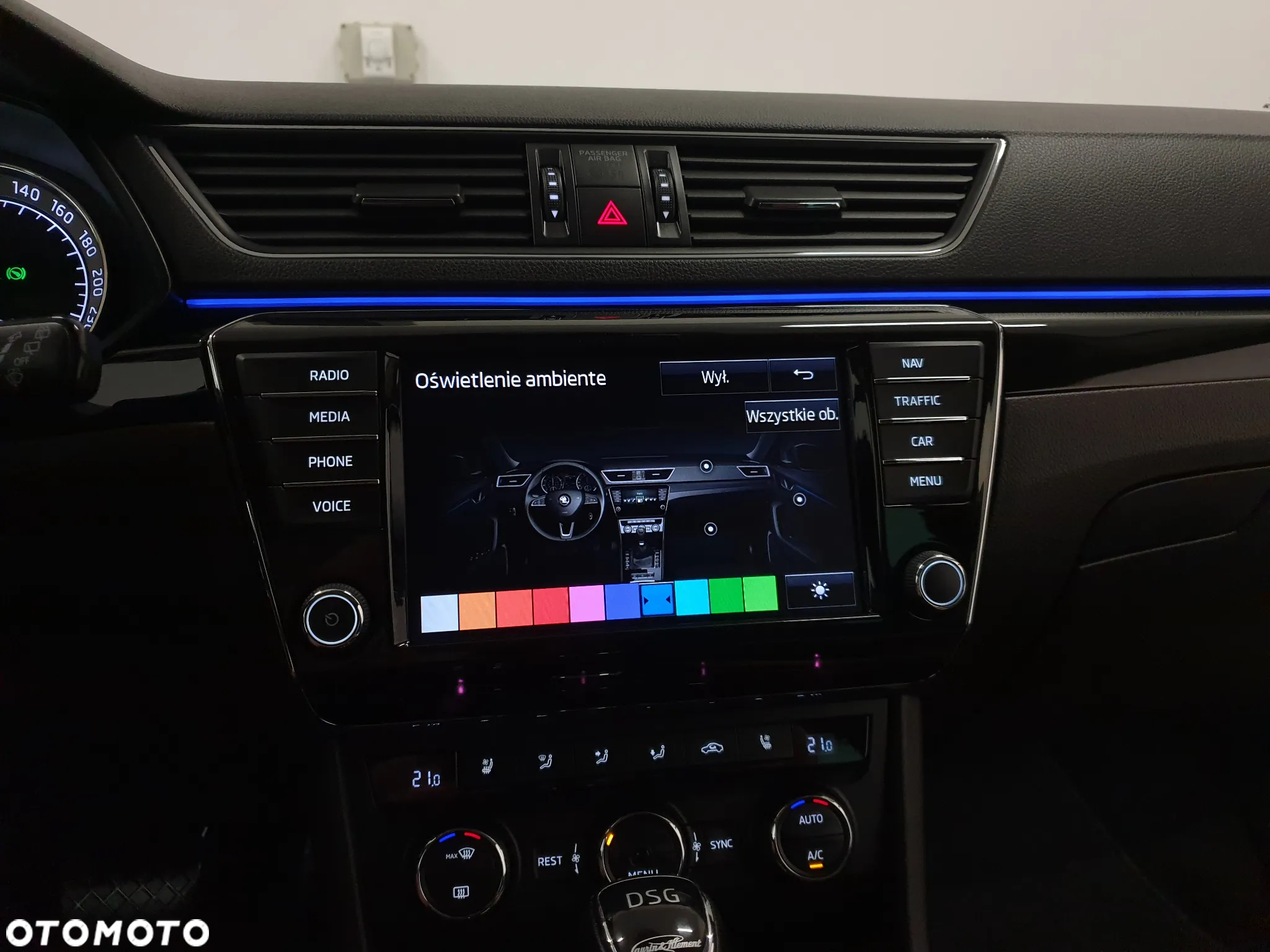 Skoda Superb 2.0 TDI 4x4 L&K DSG - 18