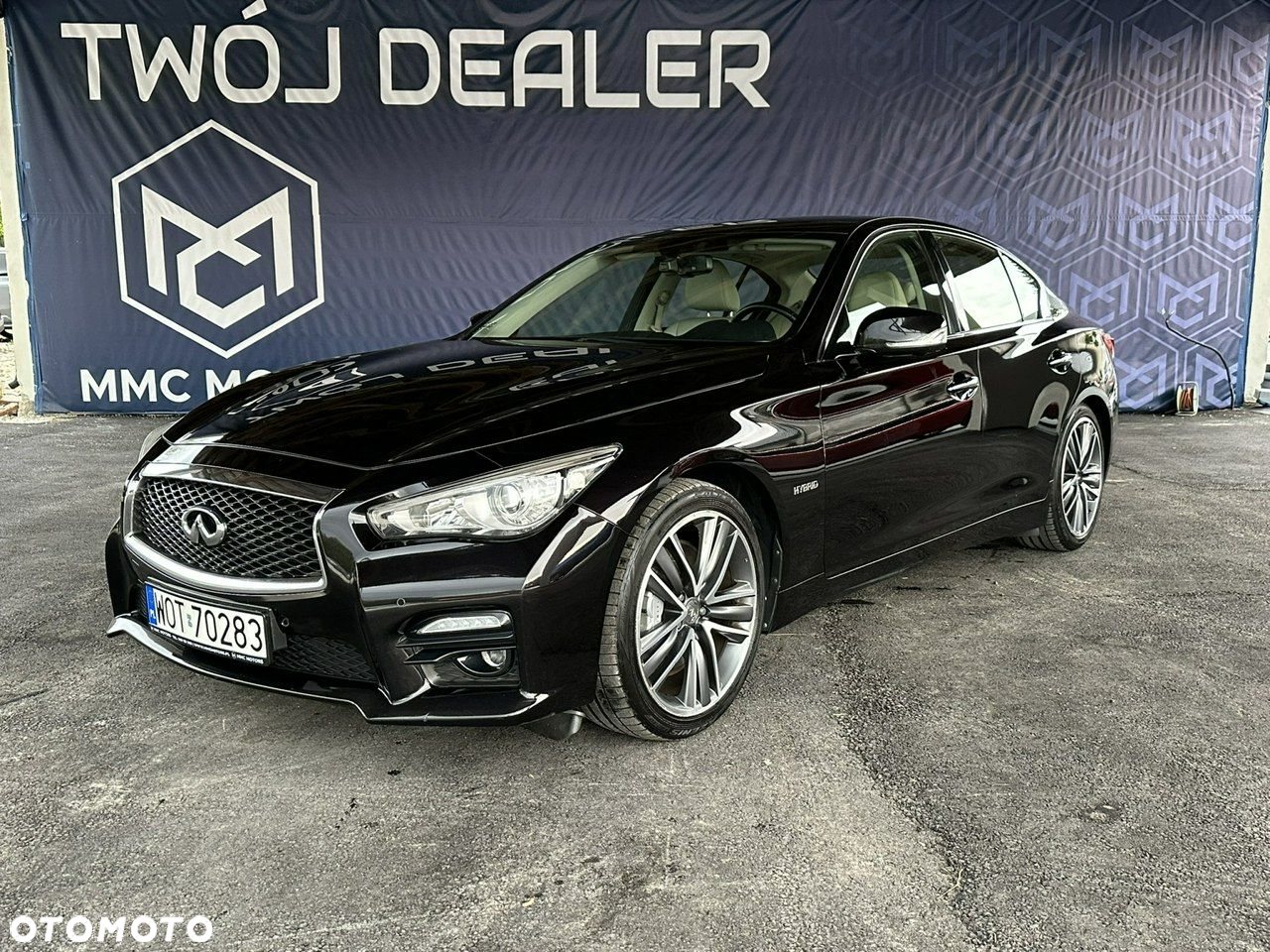 Infiniti Q50 - 2